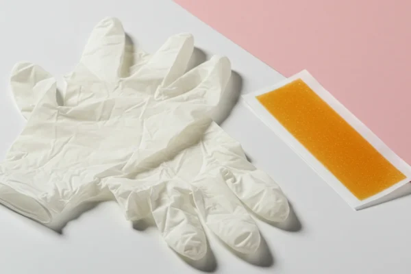 Esthetician Gloves: 2026 Hygiene Risks You Face