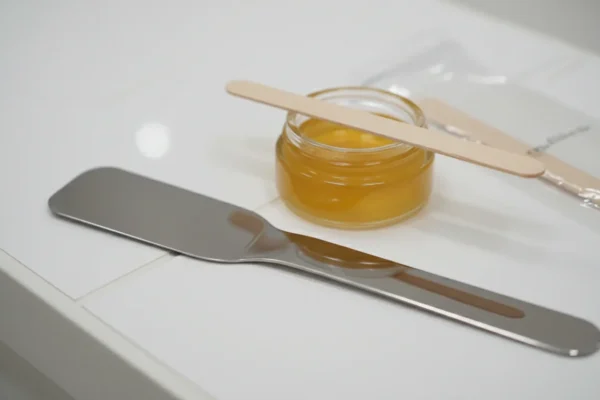 Safe Waxing: Vetting Salons for 2026